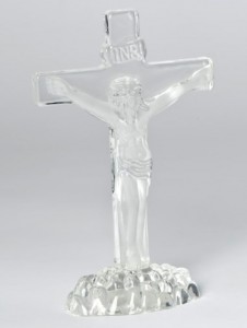 GlassCrucifix01